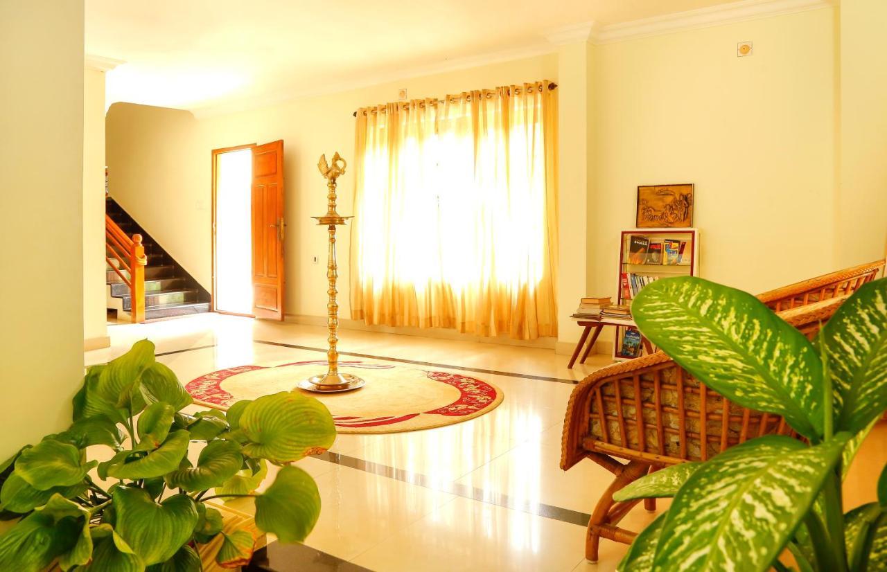 La Exotica Hotel Varkala Luaran gambar