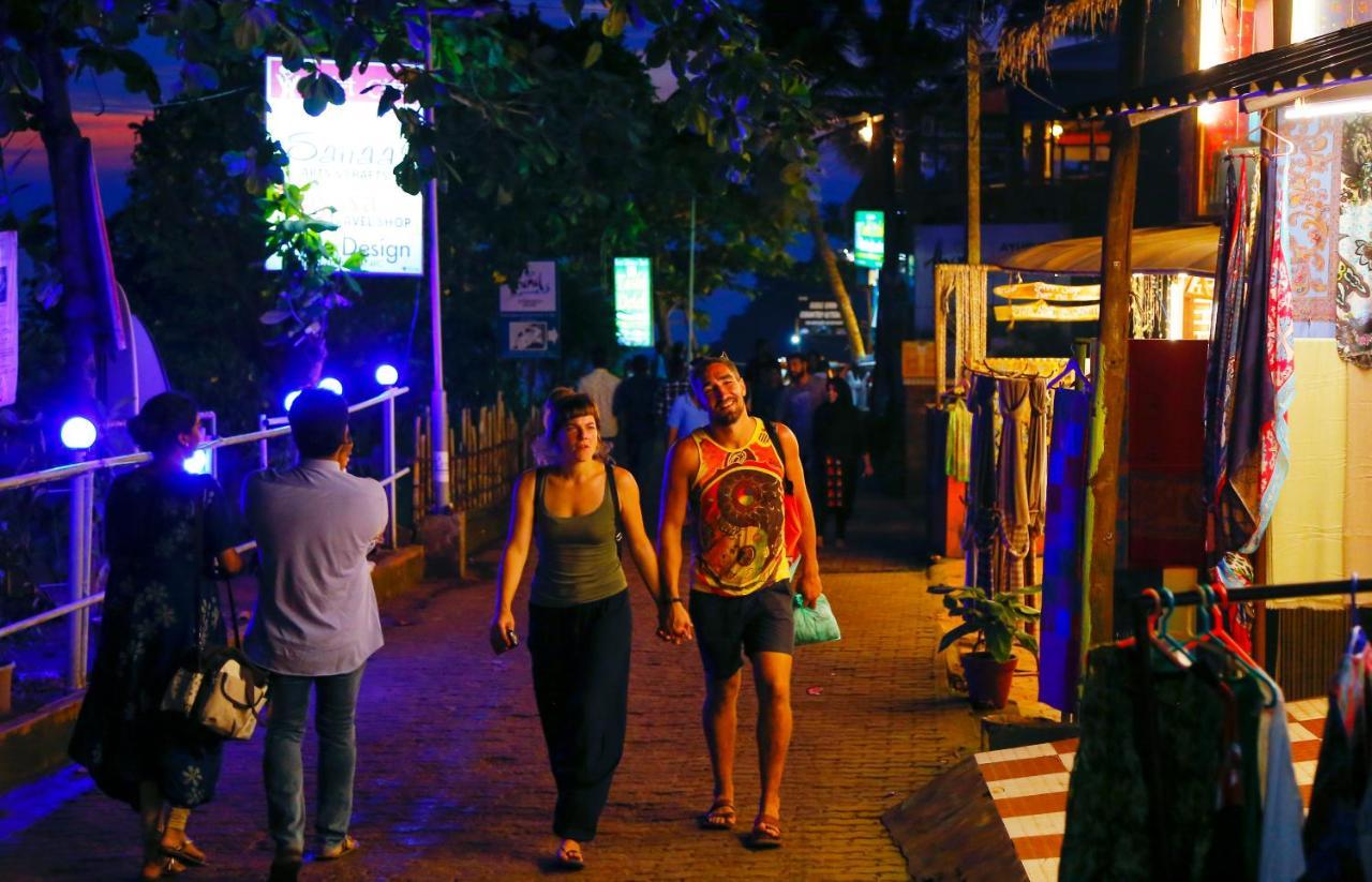 La Exotica Hotel Varkala Luaran gambar